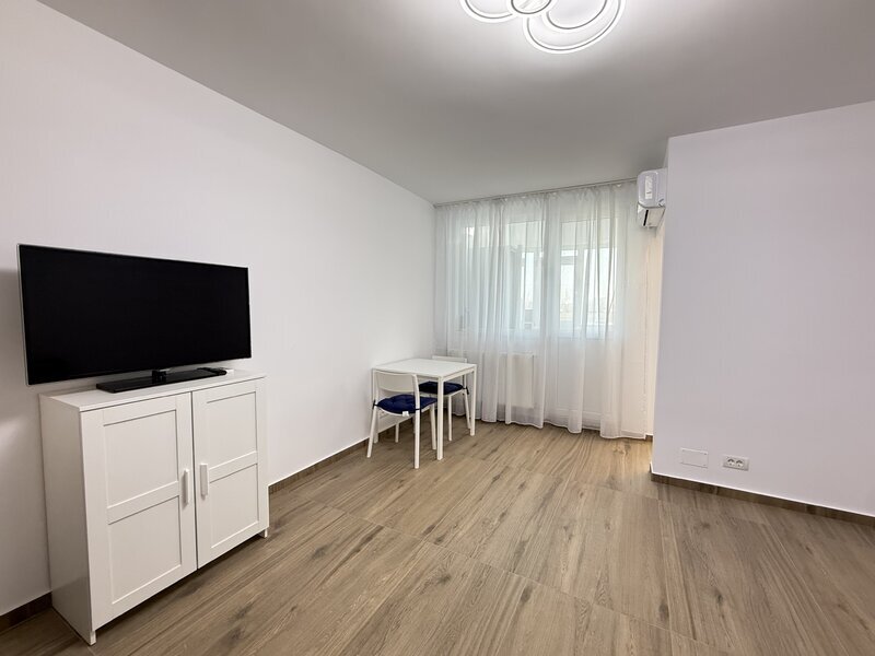 Drumul Taberei, Favorit Metrou, str. Sibiu,